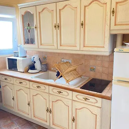 T2 Climatisé à 2 Min Du Mole Avec Balcon Et Piscine Appartement Agde