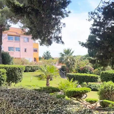 T2 Climatisé à 2 Min Du Mole Avec Balcon Et Piscine *