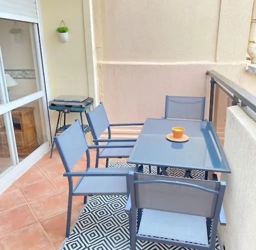 T2 Climatise A 2 Min Du Mole Avec Balcon Et Piscine