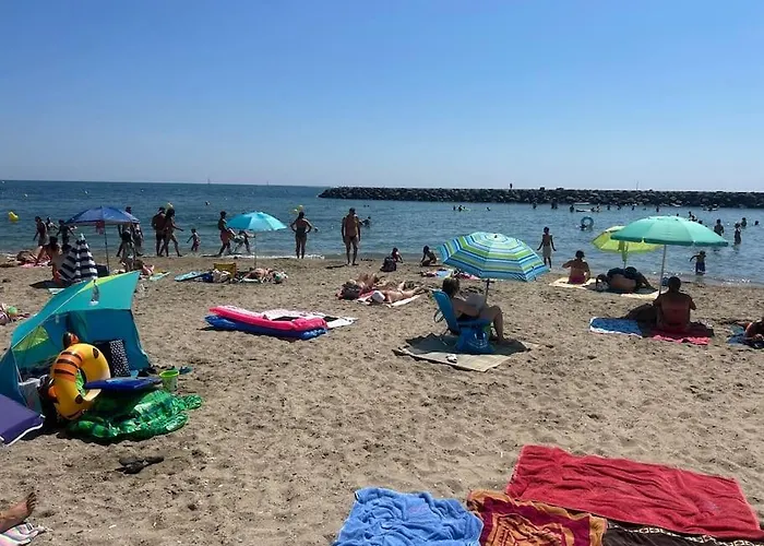 T2 Climatise A 2 Min Du Mole Avec Balcon Et Piscine Agde